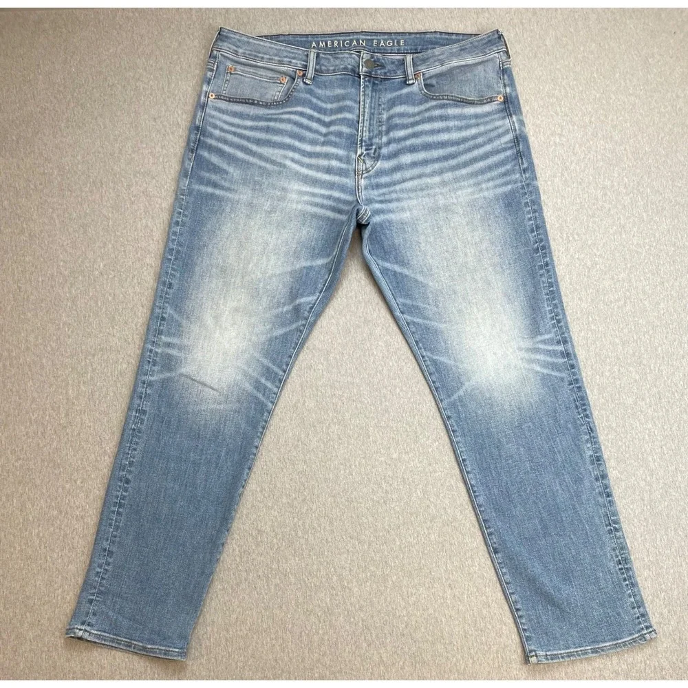 American Eagle Jeans Mens 38 x 32 Blue Cotton Blend Stretch Athletic Fit